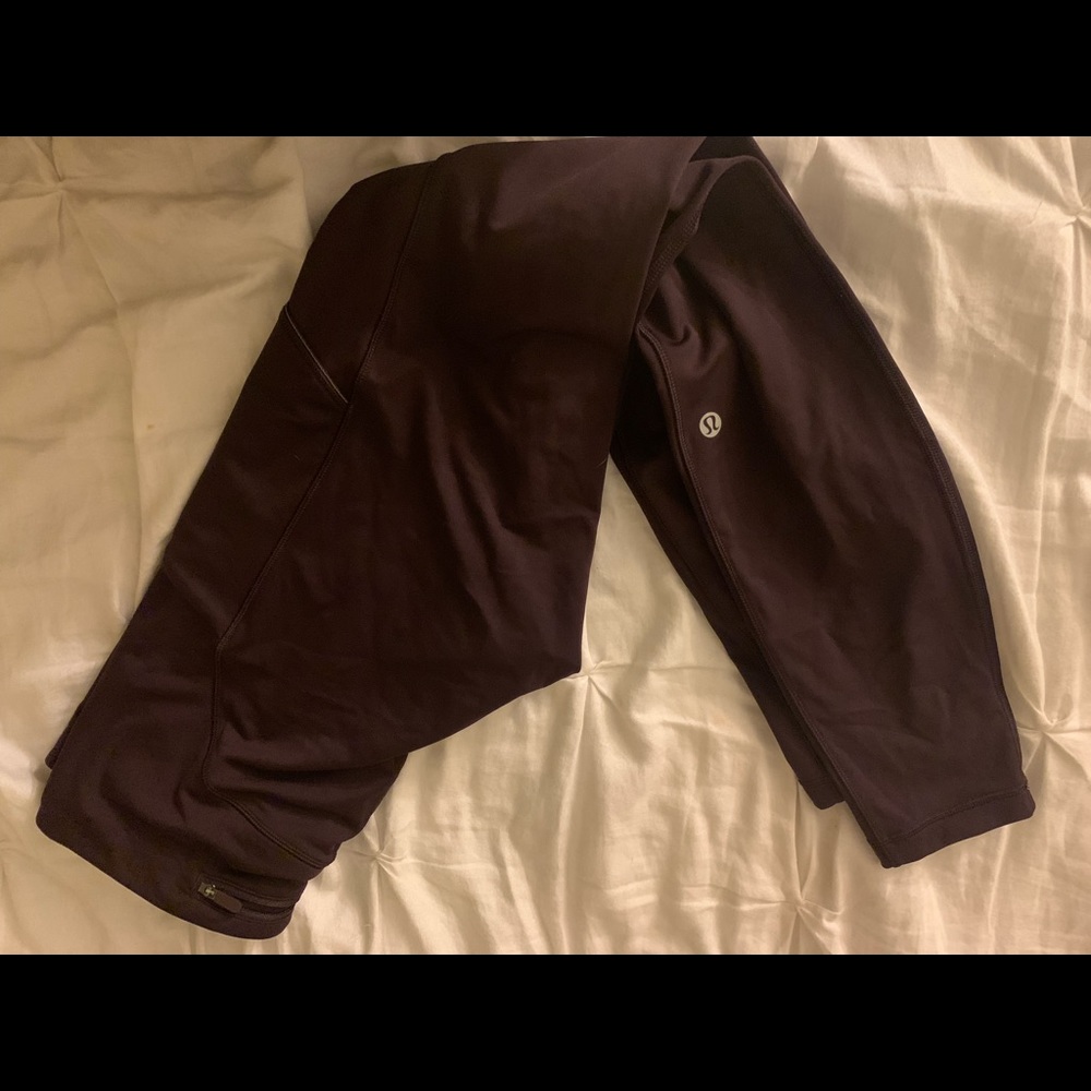 Lululemon leggings with pockets size 8